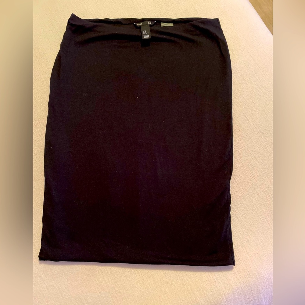 H&M women’s cotton pencil skirt size small great condition